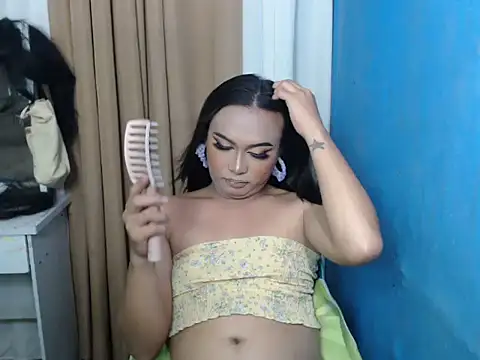 Snapshot of Miss_Adalia_Rose chatting on 12, 4, 2026 Miss Adalia Rose online show from 12, 4, 2026