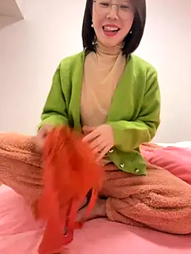 Snapshot of xiaoling2358 chatting on 29, 11, 2025 xiaoling2358 online show from 29, 11, 2025