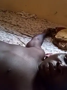 Snapshot of a_jose3 chatting on 30, 11, 2025 a jose3 online show from 30, 11, 2025