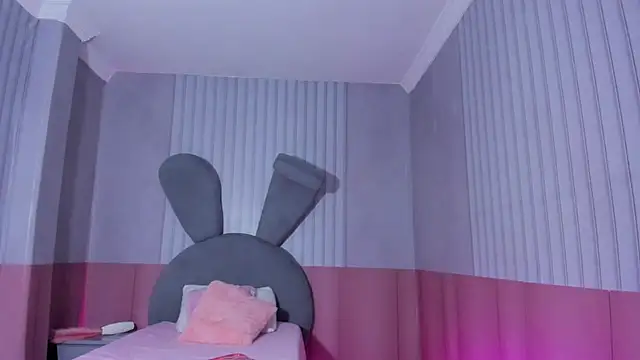 Kendall curves online show from 12, 4, 2026