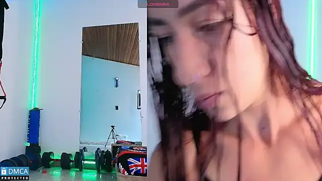 Snapshot of scarlett_fire5 chatting on 23, 4, 2026 scarlett fire5 online show from 23, 4, 2026