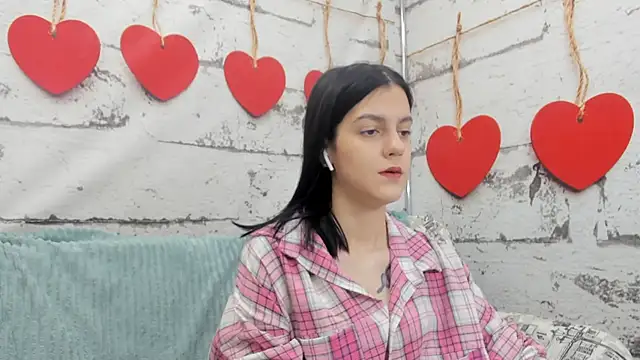 Lovely Audrey online show from 23, 11, 2025