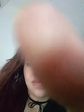 Snapshot of emy_ross_ chatting on 30, 11, 2025 emy ross online show from 30, 11, 2025