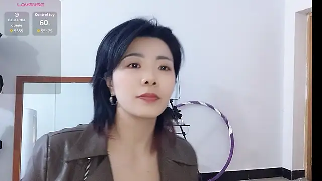 Snapshot of adele8731 chatting on 16, 11, 2025 adele8731 online show from 16, 11, 2025