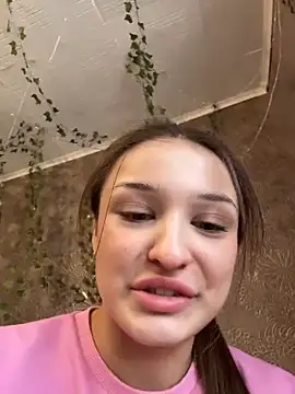 Snapshot of ErikaMuse chatting on 3, 12, 2025 ErikaMuse online show from 3, 12, 2025