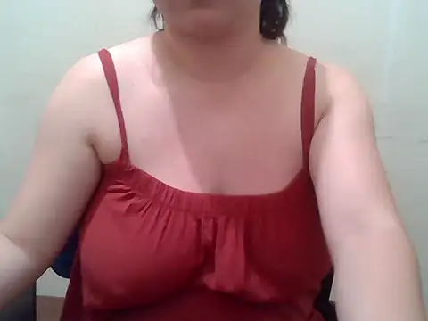 Snapshot of Stacysfeet chatting on 2, 12, 2025 Stacysfeet online show from 2, 12, 2025
