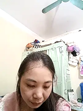 Snapshot of Moon-night222 chatting on 2, 12, 2025 Moon-night222 online show from 2, 12, 2025