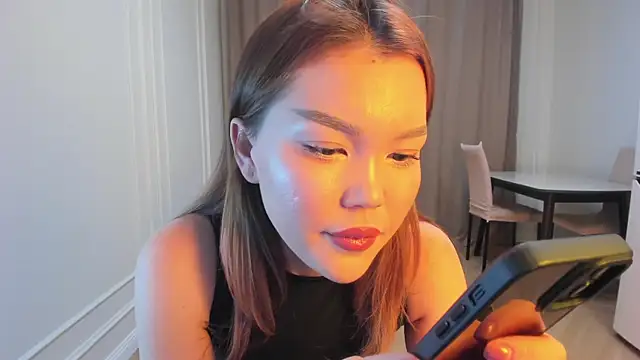 Snapshot of sakuraleen chatting on 5, 12, 2025 sakuraleen online show from 5, 12, 2025