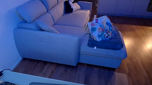 Buidapest online show from 2, 2, 2026