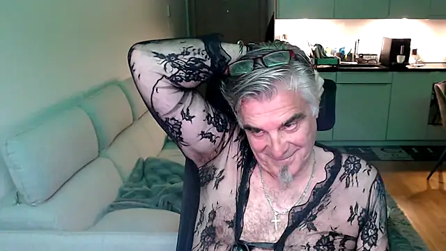Buidapest online show from 16, 5, 2026