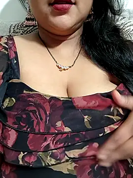 Snapshot of Winter_XOXO chatting on 18, 11, 2025 Winter XOXO online show from 18, 11, 2025