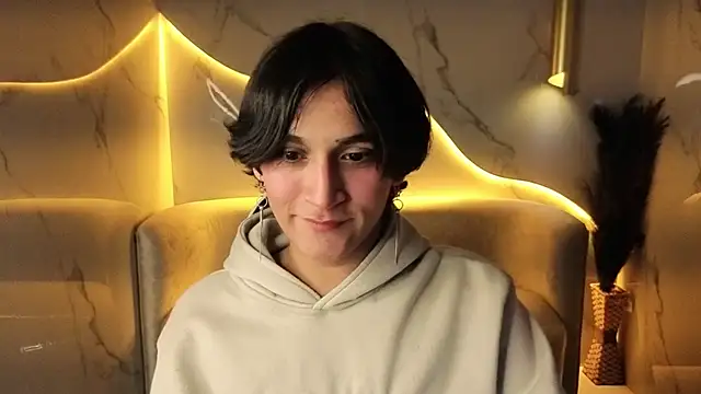 Snapshot of zoe_tp chatting on 24, 11, 2025 zoe tp online show from 24, 11, 2025