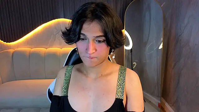 Snapshot of zoe_tp chatting on 15, 12, 2025 zoe tp online show from 15, 12, 2025