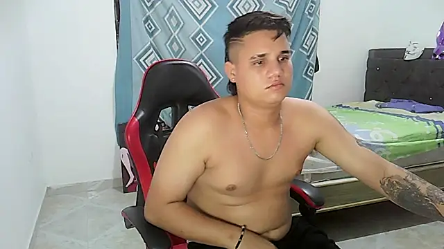 Snapshot of emr_master chatting on 28, 11, 2025 emr master online show from 28, 11, 2025