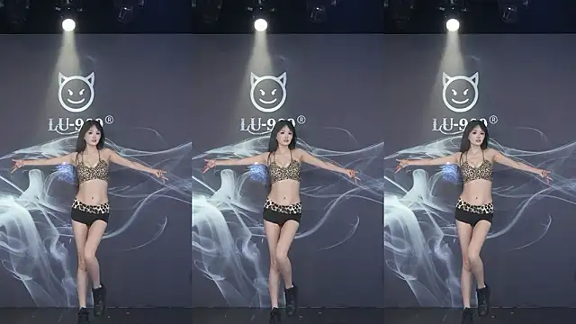 LU-909 online show from 16, 1, 2026