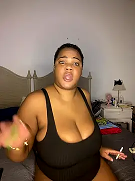 Snapshot of Violet_Halo chatting on 20, 11, 2025 Violet Halo online show from 20, 11, 2025