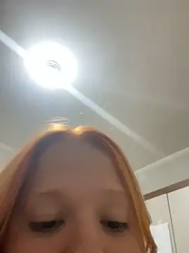 Snapshot of moranguinhofire chatting on 23, 11, 2025 moranguinhofire online show from 23, 11, 2025