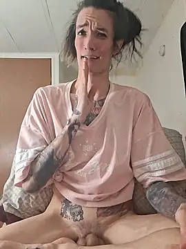 Snapshot of MaitressePomme3 chatting on 13, 2, 2026 MaitressePomme3 online show from 13, 2, 2026