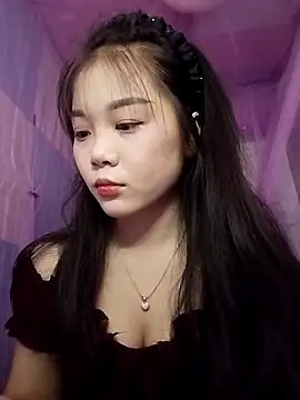 Baa-bee22 online show from 15, 4, 2026