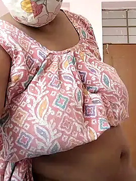 CUTE-LOVE-SWEETS online show from 5, 7, 2026