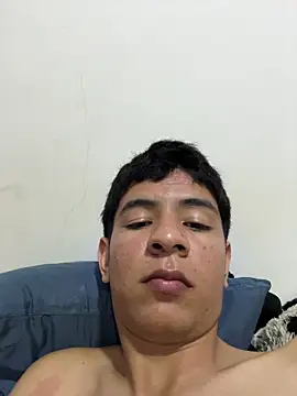 Snapshot of andresinh_ chatting on 18, 11, 2025 andresinh online show from 18, 11, 2025