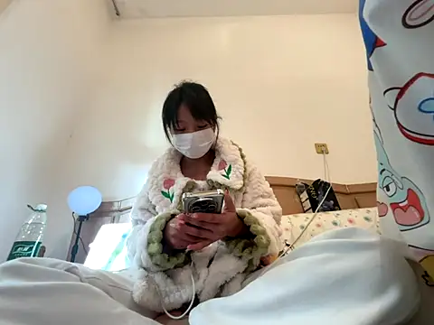 Snapshot of Rosy100 chatting on 19, 11, 2025 Rosy100 online show from 19, 11, 2025