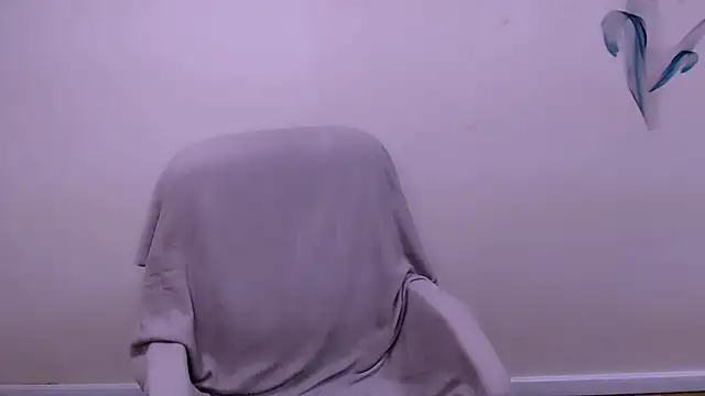 MillaTems  online show from 2, 4, 2026