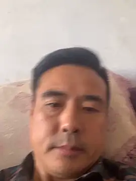 Snapshot of Mistliu chatting on 20, 11, 2025 Mistliu online show from 20, 11, 2025