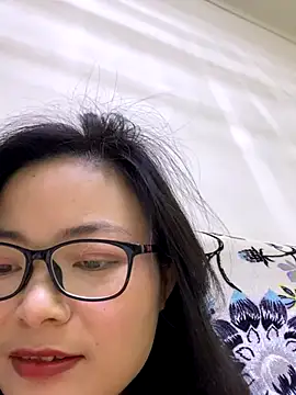 Snapshot of water-h chatting on 18, 12, 2025 water-h online show from 18, 12, 2025