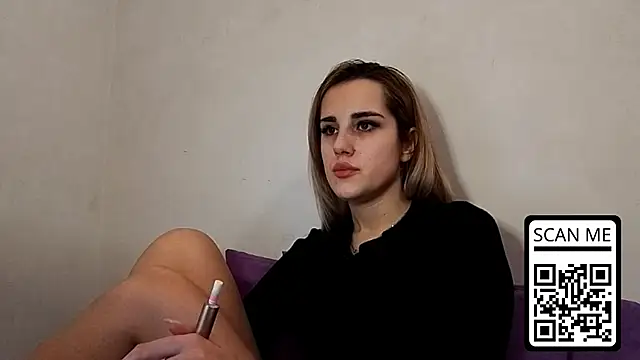 Snapshot of HotMusex chatting on 15, 12, 2025 HotMusex online show from 15, 12, 2025