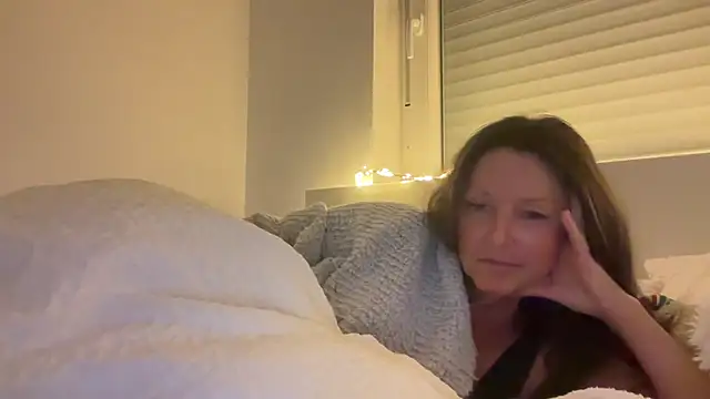 AnnaSophiaX online show from 22, 12, 2025