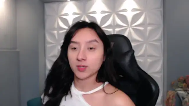 HorneyyQueen online show from 20, 11, 2025