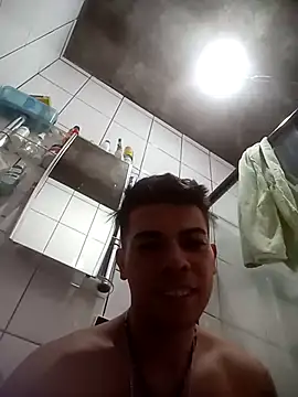 Snapshot of Martins2444 chatting on 19, 11, 2025 Martins2444 online show from 19, 11, 2025