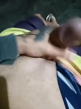 Snapshot of Martins2444 chatting on 18, 12, 2025 Martins2444 online show from 18, 12, 2025