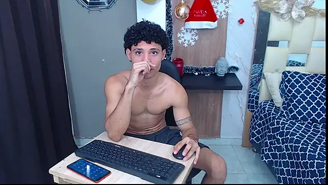 Snapshot of the_nugge chatting on 27, 11, 2025 the nugge online show from 27, 11, 2025