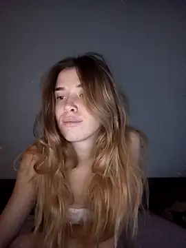 Snapshot of BarniLili chatting on 14, 12, 2025 BarniLili online show from 14, 12, 2025