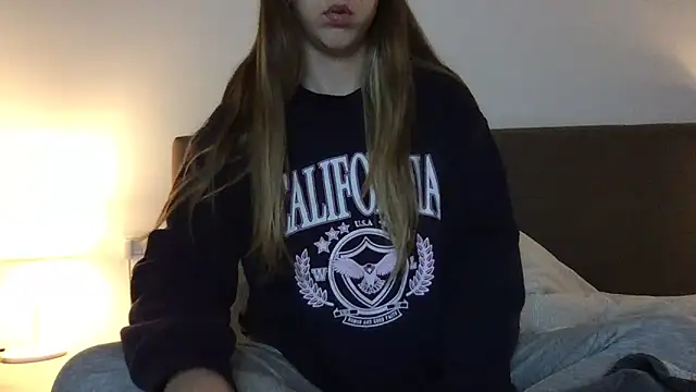 Snapshot of Martimartinaxx chatting on 15, 3, 2026 Martimartinaxx online show from 15, 3, 2026