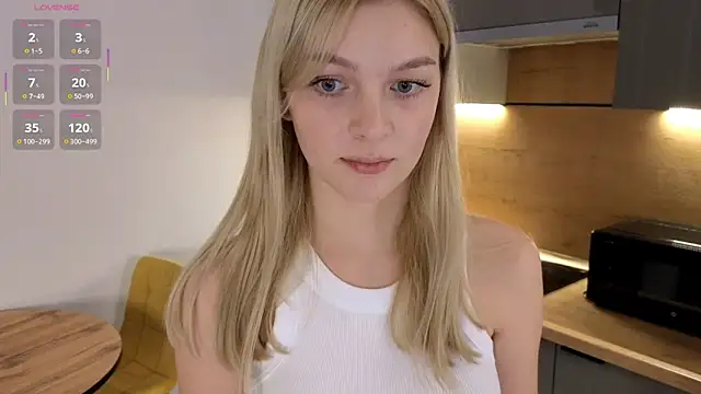 Snapshot of DebraVaughn chatting on 17, 12, 2025 DebraVaughn online show from 17, 12, 2025