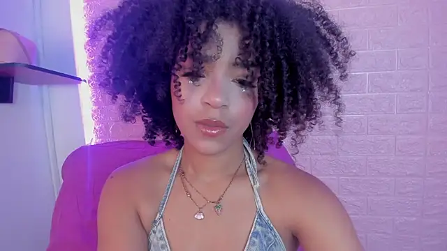 Snapshot of Serena_Fey chatting on 2, 12, 2025 Serena Fey online show from 2, 12, 2025