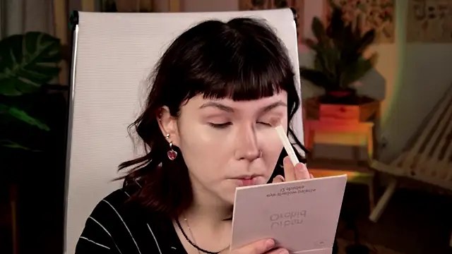 Snapshot of RickiOwens chatting on 16, 12, 2025 RickiOwens online show from 16, 12, 2025