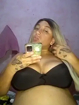 Snapshot of Fat_Dirty_Nasty chatting on 30, 11, 2025 Fat Dirty Nasty online show from 30, 11, 2025