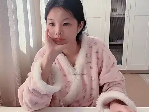 Snapshot of bunny-- chatting on 22, 11, 2025 bunny-- online show from 22, 11, 2025