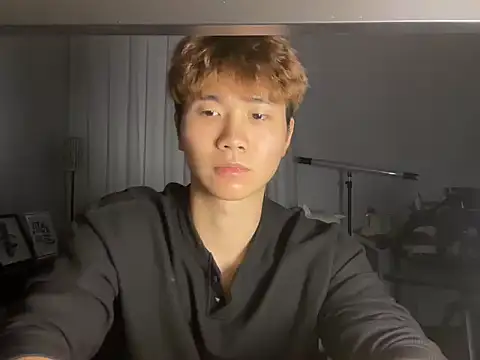 Snapshot of Juhone chatting on 28, 11, 2025 Juhone online show from 28, 11, 2025