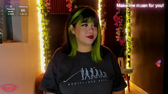 Snapshot of Amanda_Mooree chatting on 26, 6, 2026 Amanda Mooree online show from 26, 6, 2026