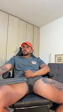 Snapshot of david10kc chatting on 30, 11, 2025 david10kc online show from 30, 11, 2025