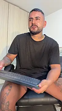 Snapshot of david10kc chatting on 3, 12, 2025 david10kc online show from 3, 12, 2025