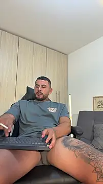 Snapshot of david10kc chatting on 14, 12, 2025 david10kc online show from 14, 12, 2025