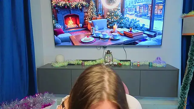 Snapshot of PeiMellison chatting on 28, 11, 2025 PeiMellison online show from 28, 11, 2025