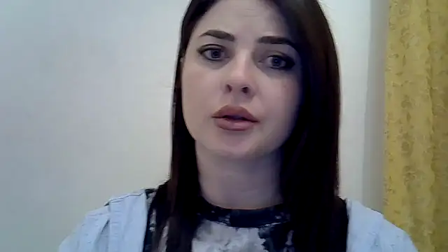 Snapshot of Darkroseq chatting on 25, 11, 2025 Darkroseq online show from 25, 11, 2025