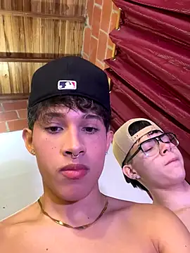 Snapshot of Handsome_boys69 chatting on 25, 11, 2025 Handsome boys69 online show from 25, 11, 2025